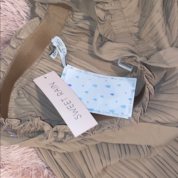 Capris pants - Picture 2 of 2